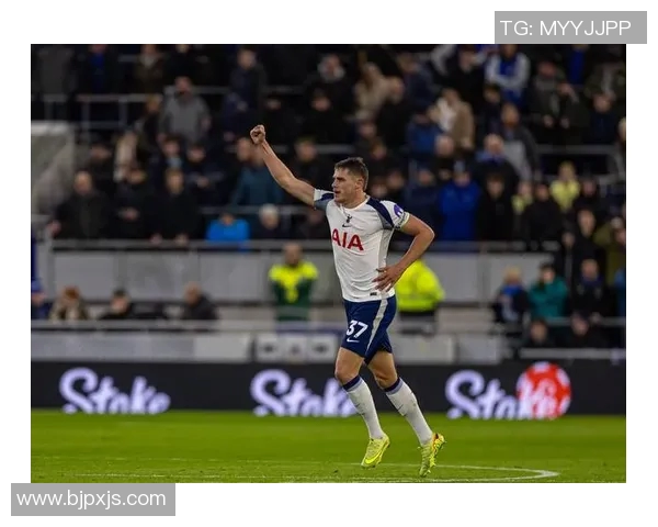 埃弗顿与热刺精彩对决全场录像回放及精彩瞬间分析 埃弗顿与热刺精彩对决全场录像回放及精彩瞬间分析