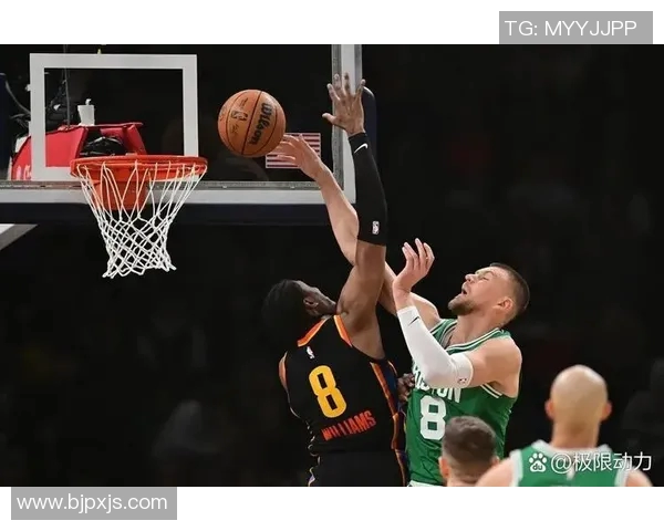 湖人对决热火激战正酣球迷期待精彩瞬间与胜负悬念